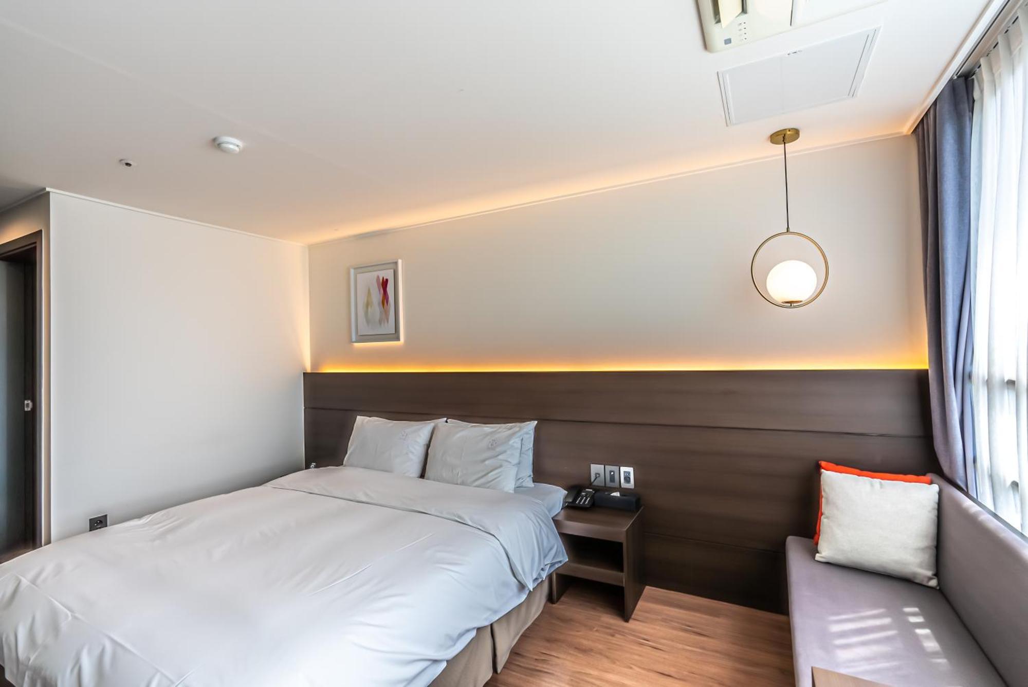 Hotel The Grang Jungmun Seogwipo-stad Buitenkant foto