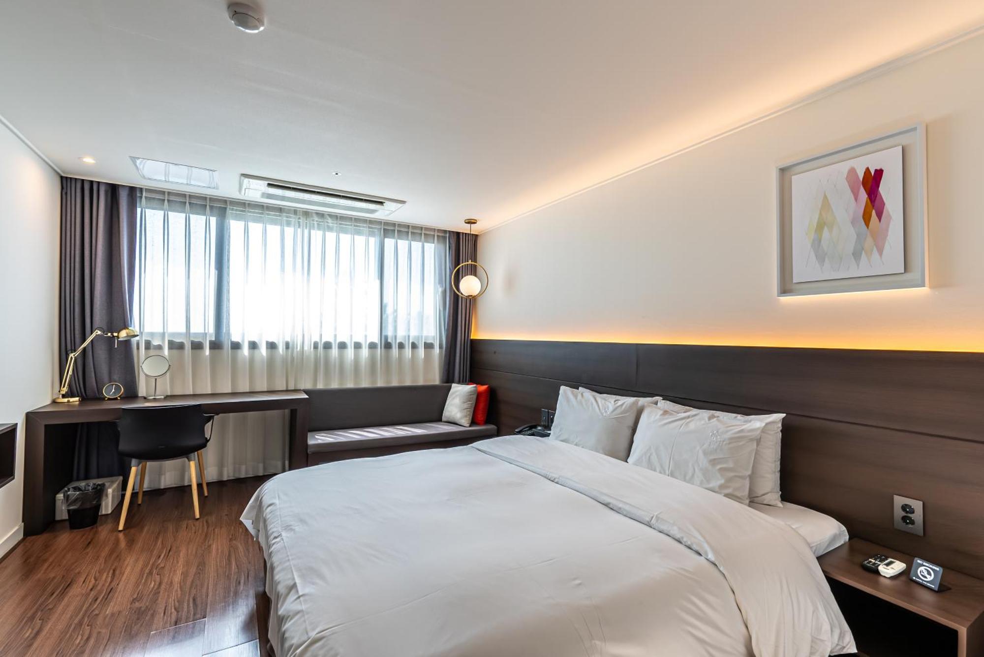 Hotel The Grang Jungmun Seogwipo-stad Buitenkant foto