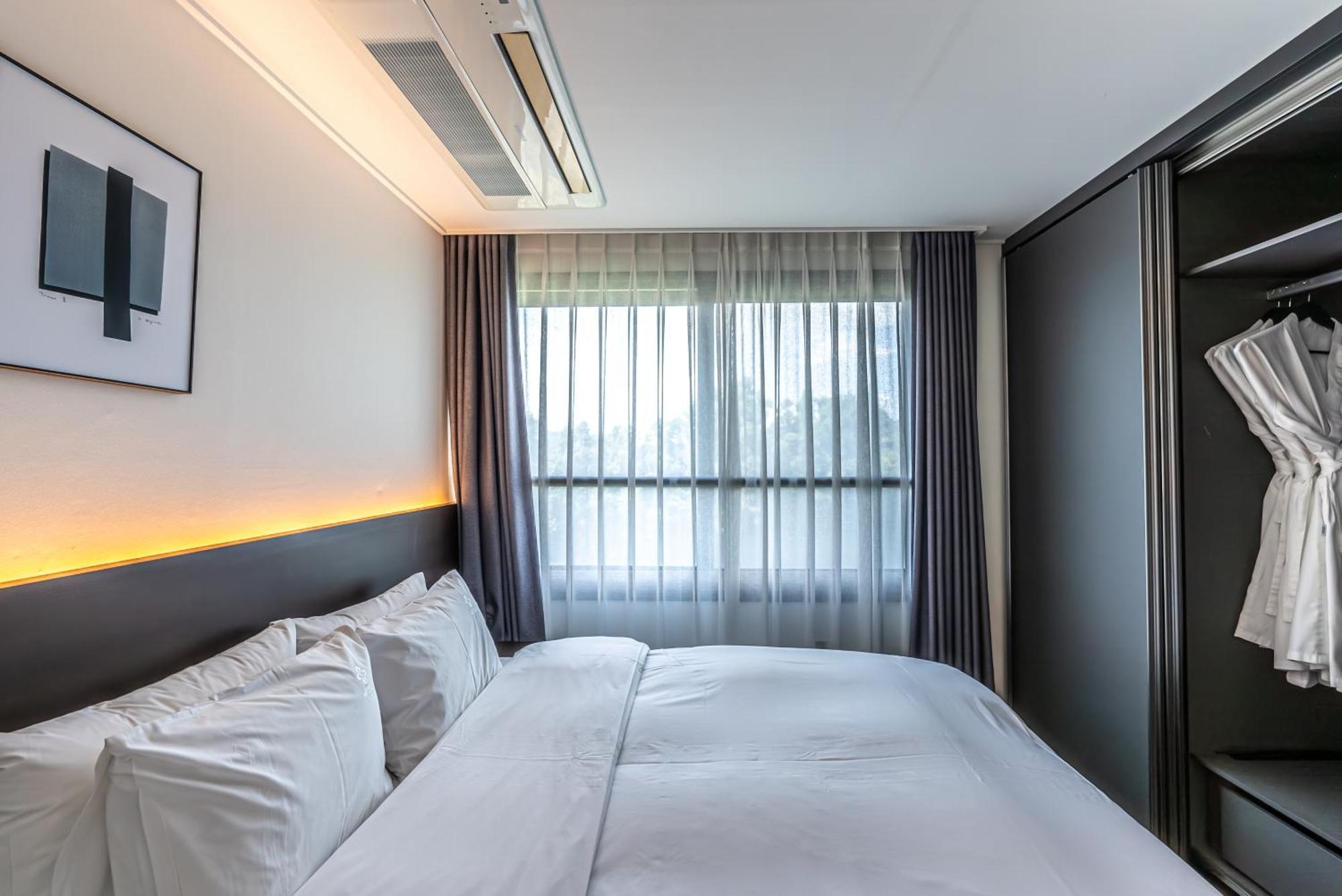 Hotel The Grang Jungmun Seogwipo-stad Buitenkant foto