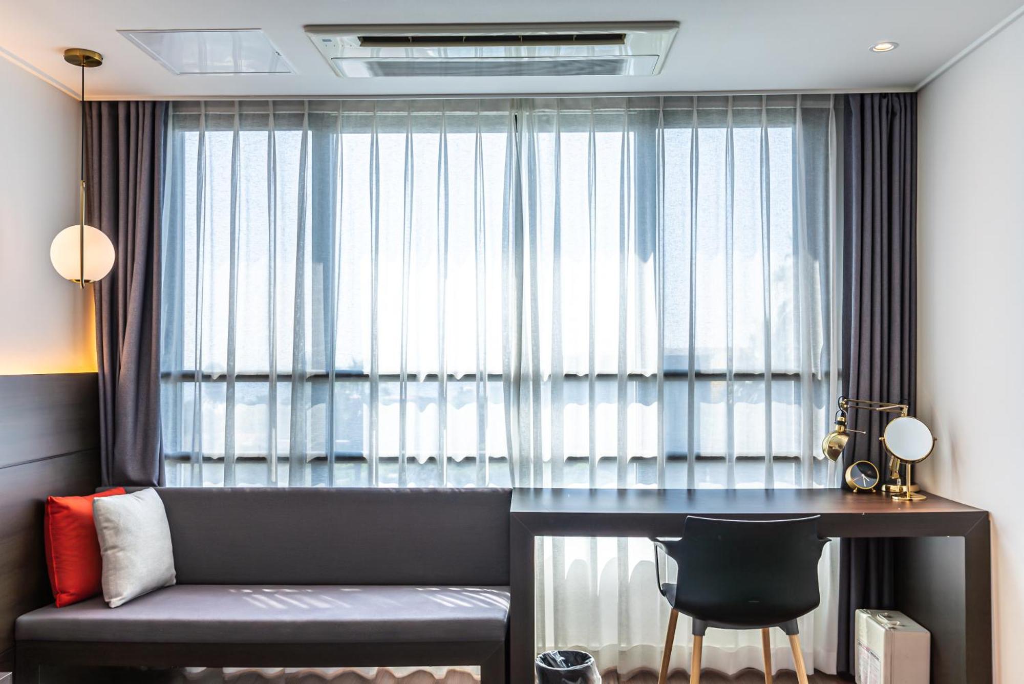Hotel The Grang Jungmun Seogwipo-stad Buitenkant foto