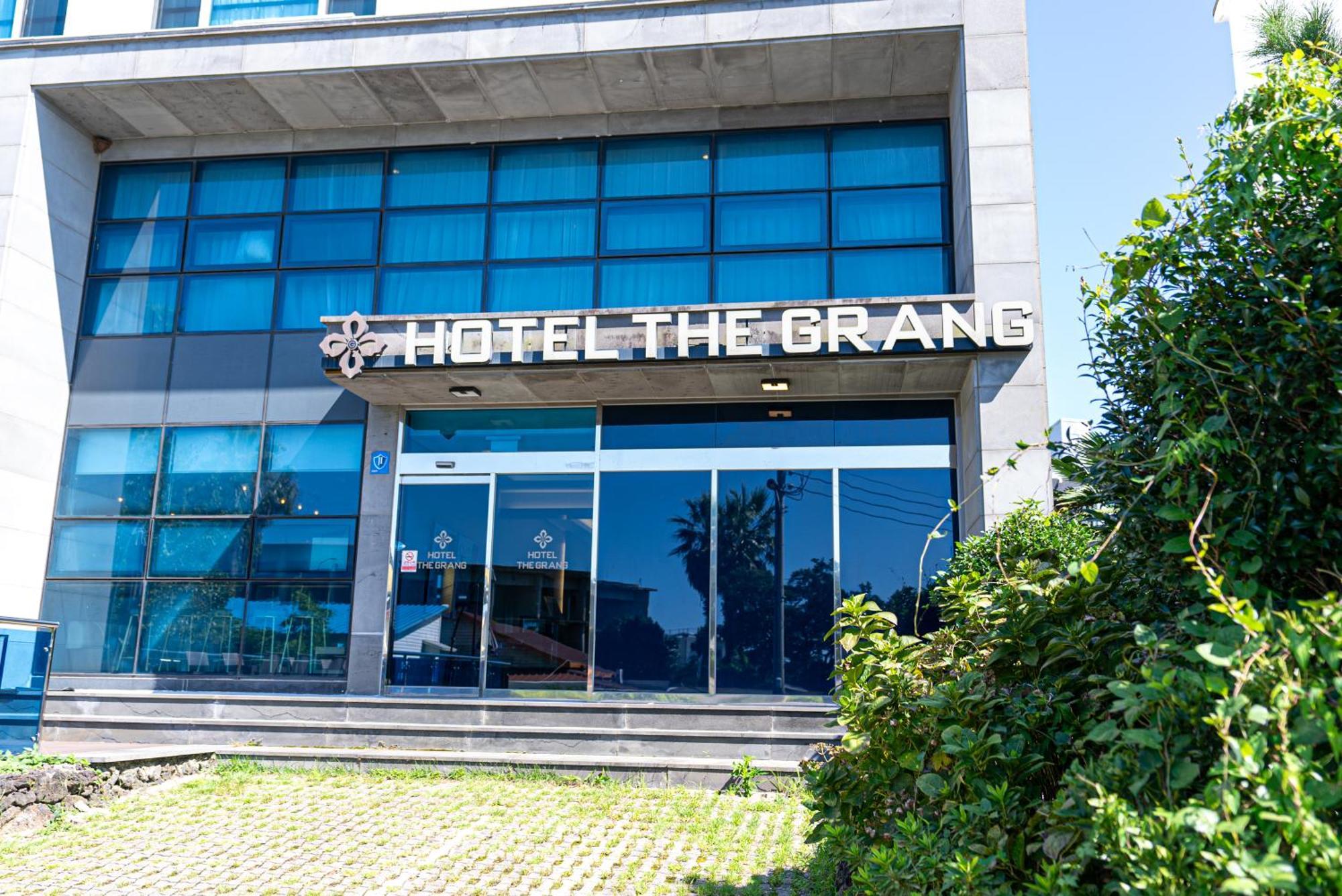 Hotel The Grang Jungmun Seogwipo-stad Buitenkant foto