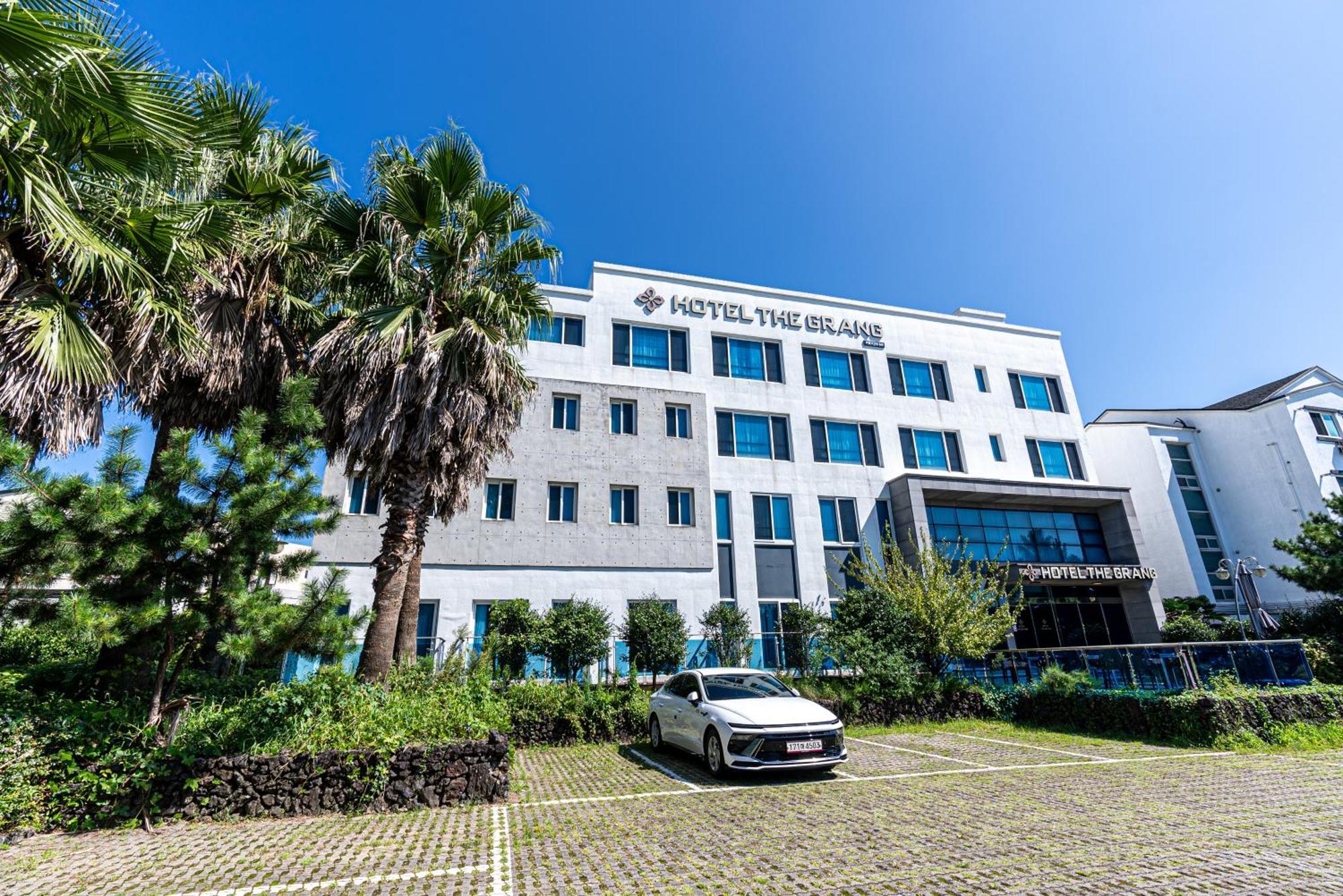 Hotel The Grang Jungmun Seogwipo-stad Buitenkant foto