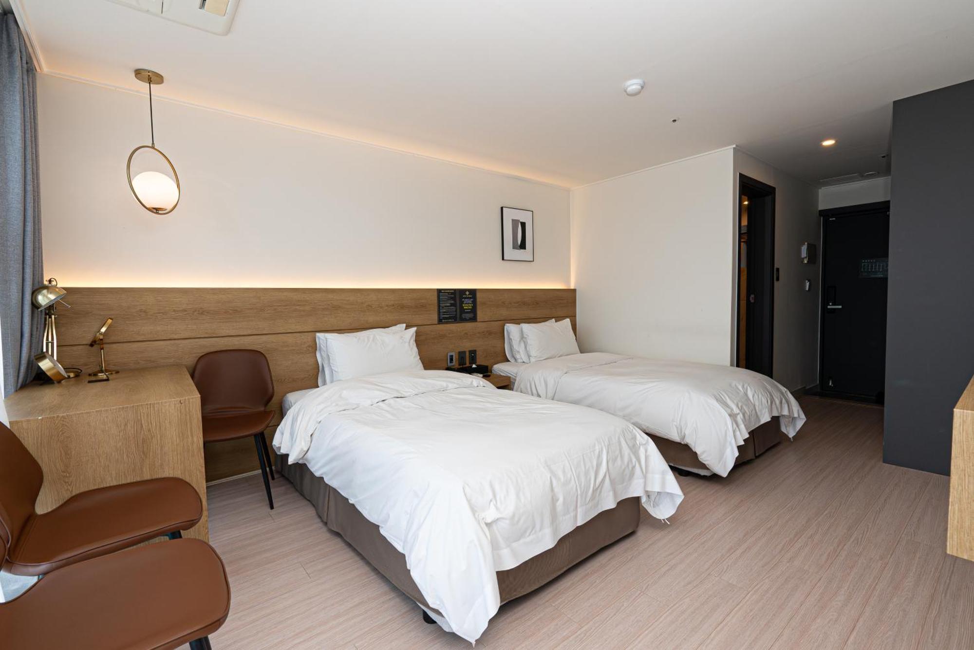 Hotel The Grang Jungmun Seogwipo-stad Buitenkant foto