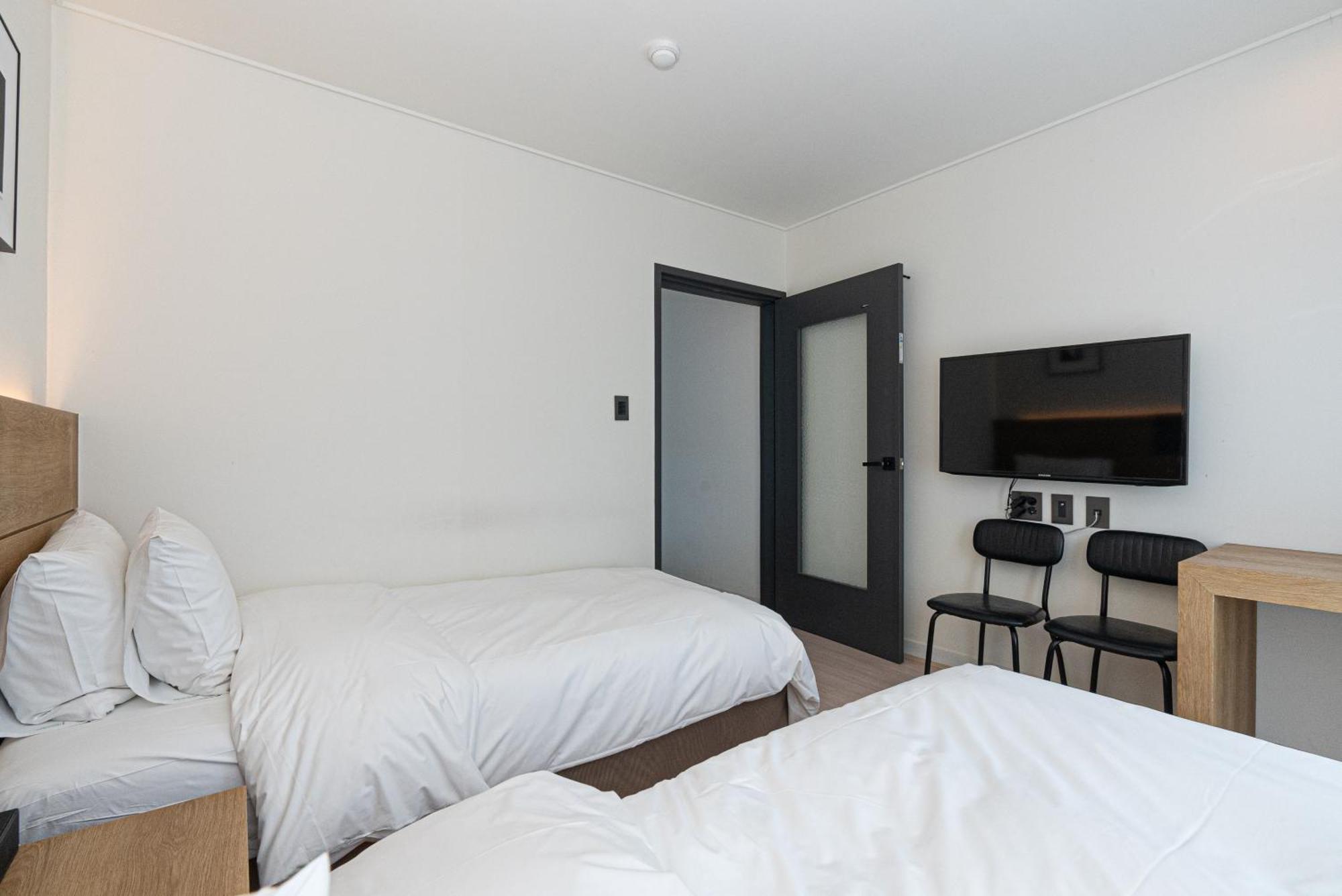 Hotel The Grang Jungmun Seogwipo-stad Buitenkant foto