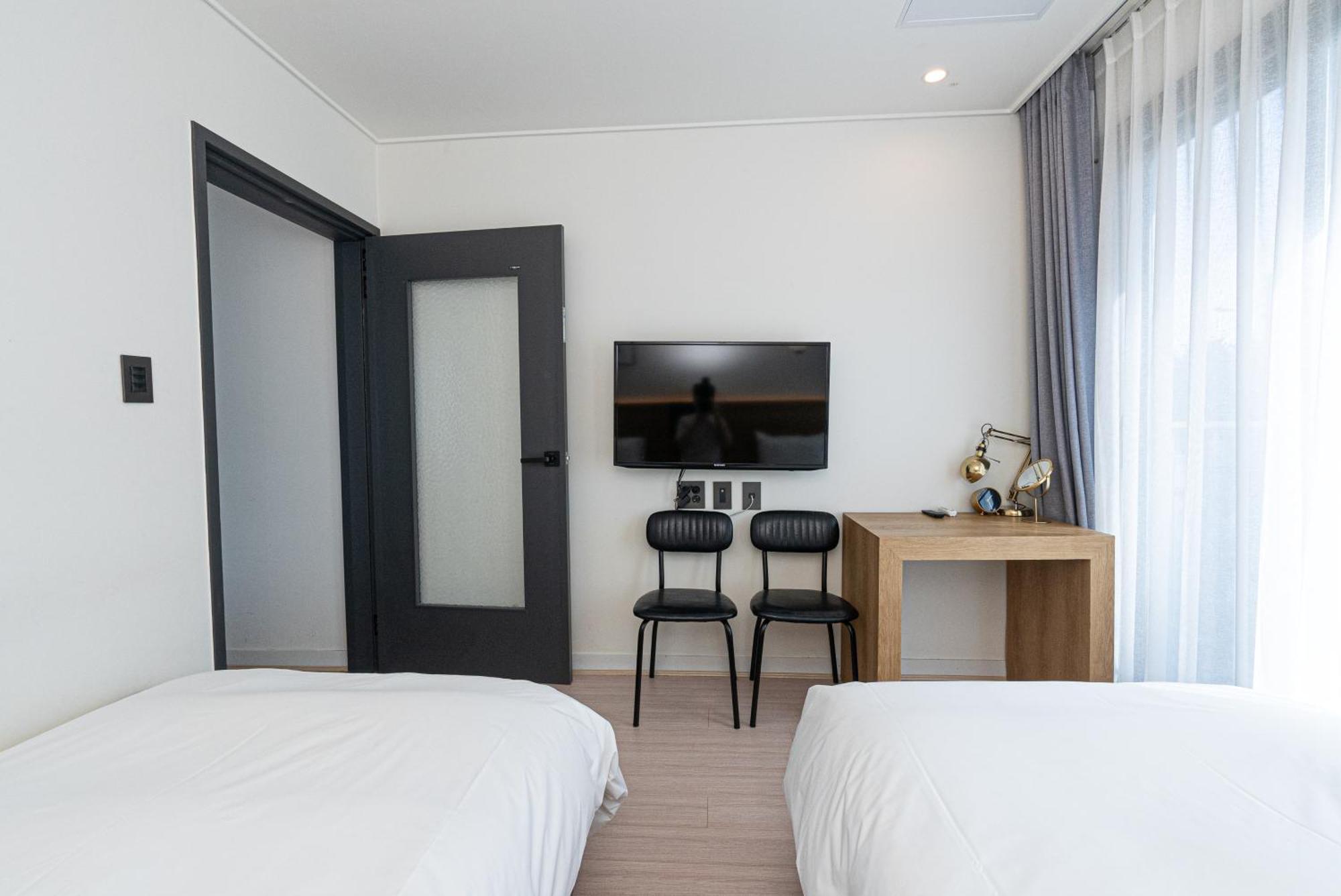 Hotel The Grang Jungmun Seogwipo-stad Buitenkant foto