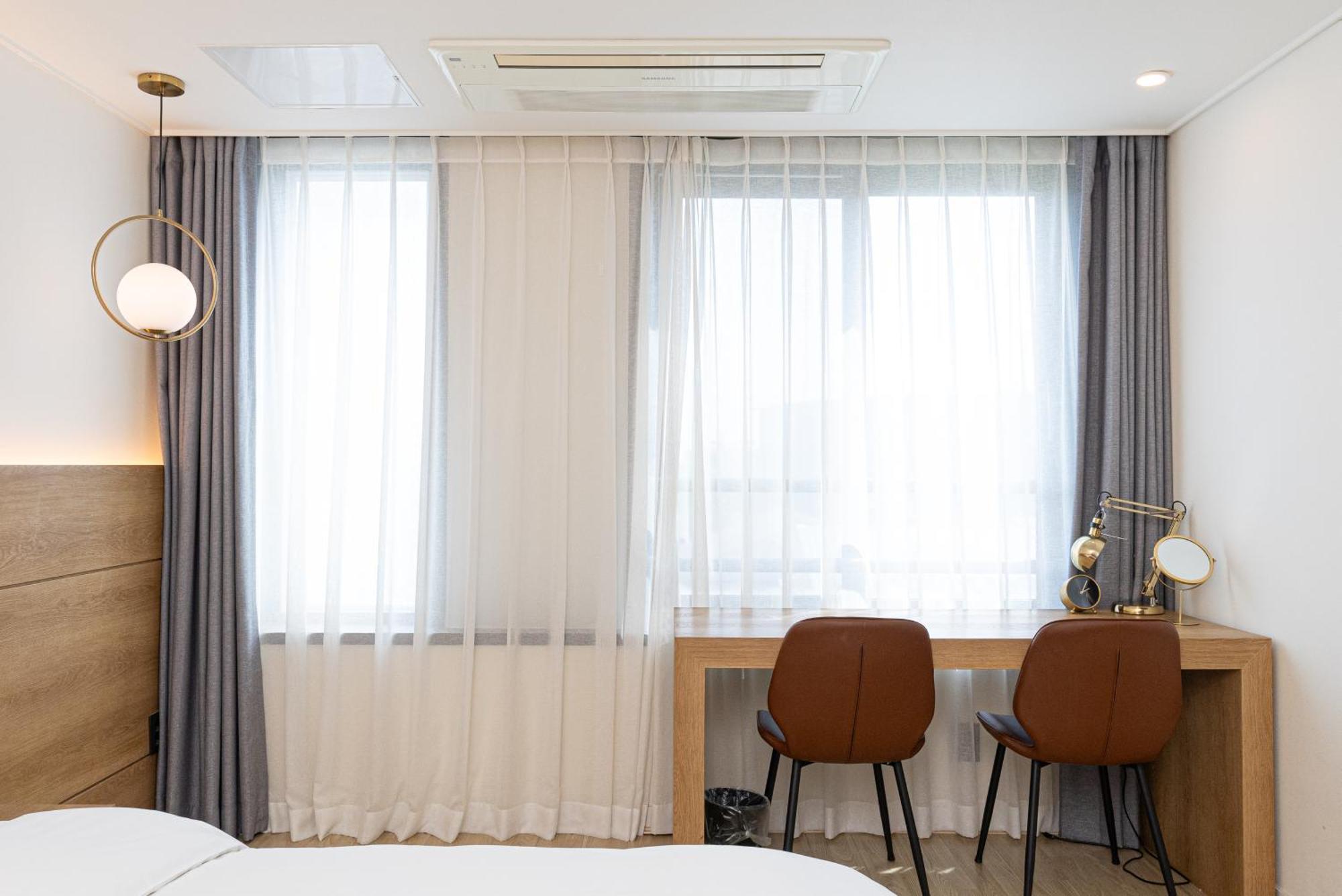 Hotel The Grang Jungmun Seogwipo-stad Buitenkant foto