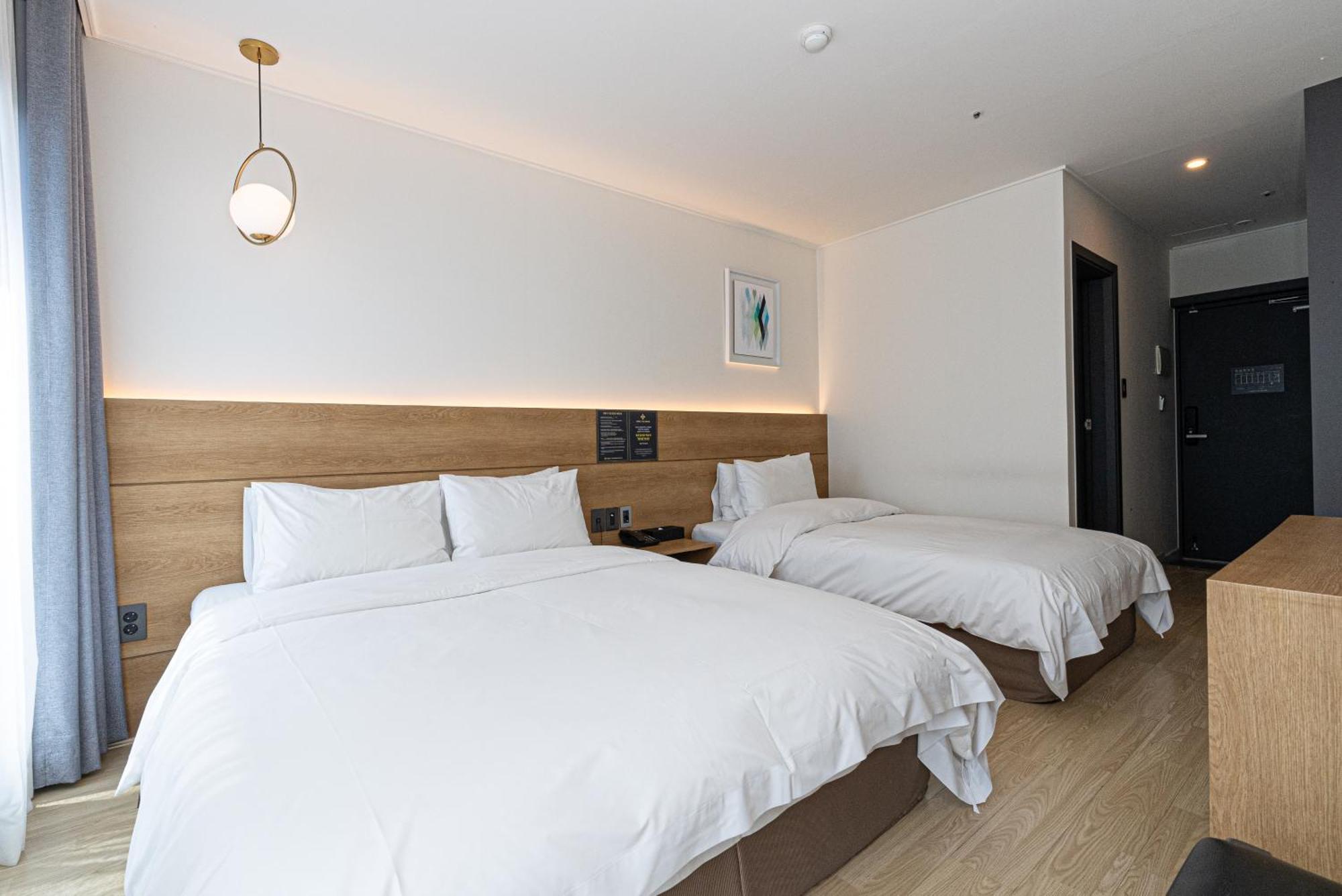 Hotel The Grang Jungmun Seogwipo-stad Buitenkant foto